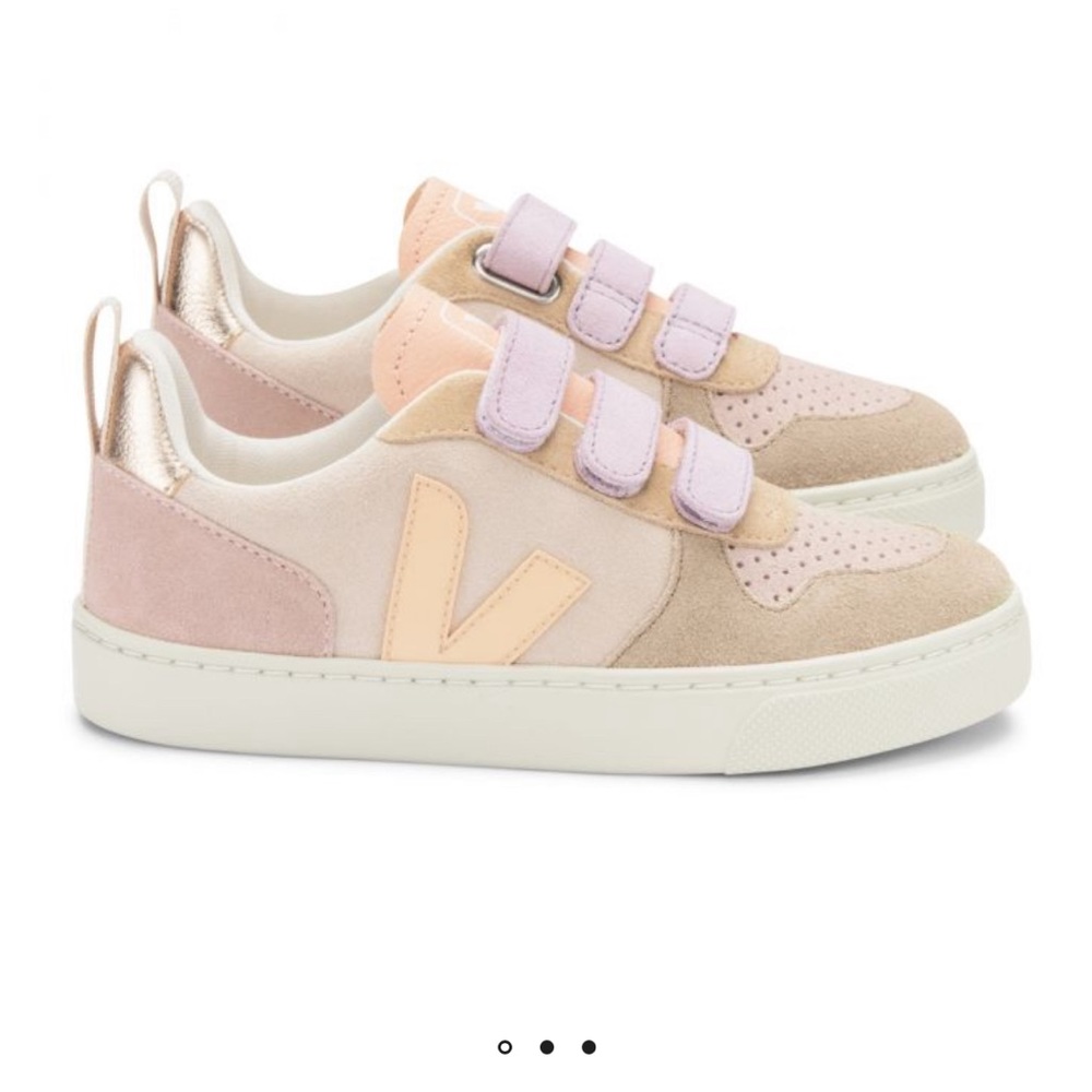 Authentic Veja girls kids sneakers.
